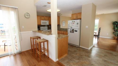 Corolla Light Casa | Oceanside, Community Pools, Close to Beach, Community Amenities, 607, Beach Ball Villa