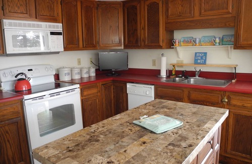 Falmouth Foreside Cabaña | Oceanside Cottage en una hermosa playa de arena - ¡Disfrute de sus vacaciones en Maine!