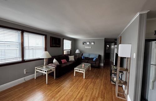 Beach Haven Terrace Casa | Oceanside Duplex 7 houses to Ocean Your Beautiful Beach Vacation Awaits