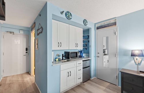 Daytona Beach Apartamento | Oceanside Inn Studios by Brightwild