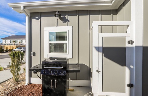 Whalehead Beach Condominio | Oceanside: Modern home with Stunning Decor! Pets ok!