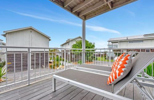 Caves Beach Villa | Oceanside Oasis at Caves Beach Villas