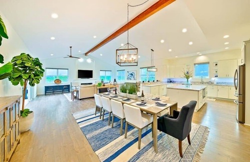 Fire Mountain Casa | Oceanside Oasis: Fire Mountain Retreat