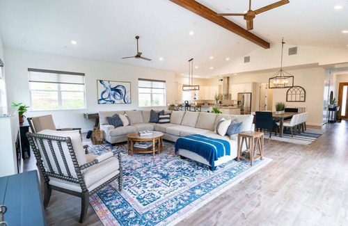Fire Mountain Casa | Oceanside Oasis: Fire Mountain Retreat