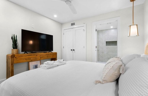 North Carolina Coast Casa | Oceanside Oasis Oceanfront with Pool and Elevator