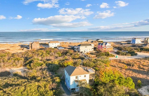 Corolla Casa | Oceanside, Ocean View, Pets Welcome, Wild Horses! 4x1620, Sunshine Day