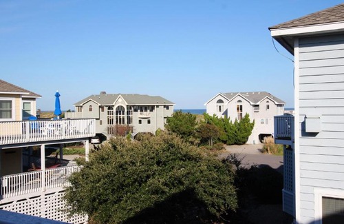 Whale Head Hill Casa | Oceanside, Ocean Views, Hot Tub, Close to Beach Access, 743, Golden Days