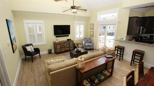 Corolla Light Casa | Oceanside, Patio, Hot Tub, Rec Room, BV8A, Break Away