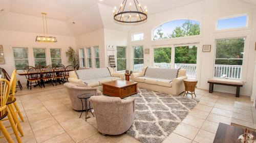 Duck Casa | Oceanside, Private Pool, Pet Friendly, FS2, Villa Four Seasons
