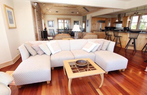 Duck Casa | Oceanside, Screened Porch, 100 ft to Beach Access, SA180, Siren Song