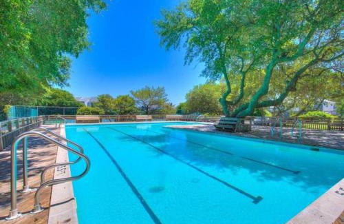 Duck Casa | Oceanside Townhome in Duck with Community Amenities