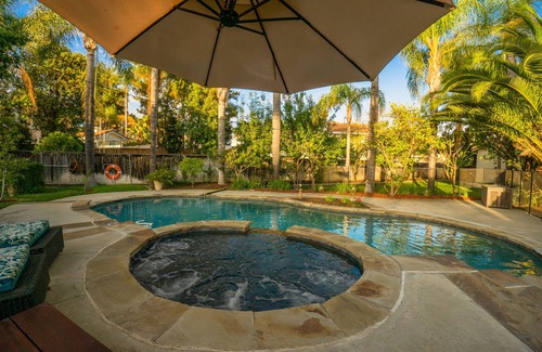 North Valley Casa | Oceanside Tropical Resort with HEATED POOL & SPA!