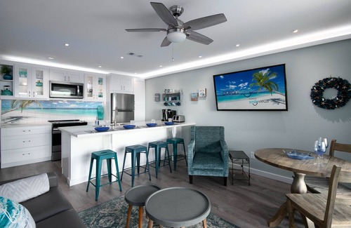 Galveston Condominio | OceanSmile 3-Pools Top-Floor-Ocean View clean!