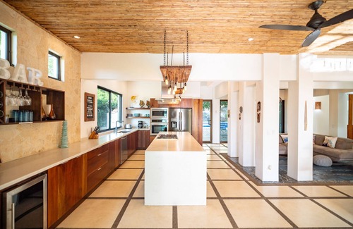 Potrero Villa | Impresionante villa recientemente renovada de lujo con vista al mar