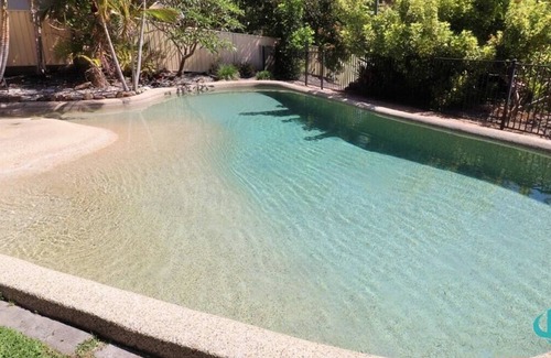 Caves Beach Casa | Oceanview Beachhouse- Panoramic views and pool