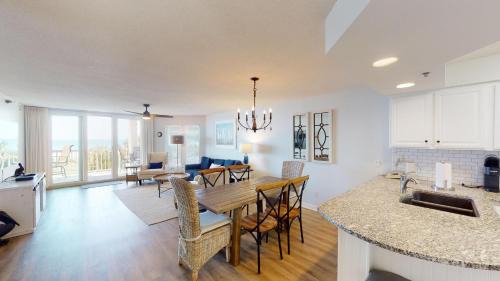 Litchfield by the Sea Casa | Oceanview Bliss 3BR with Pools and Beach Access