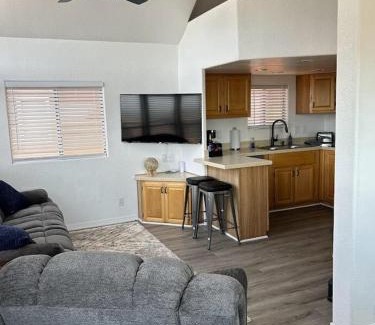 Smith River Casa | Oceanview Cabin 20, Private Jacuzzi &large Deck