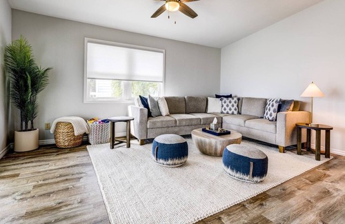 Breezeswept Beach Estates Casa | Oceanview Cottage: Embrace Island Living with Sandy Toes and Breathtaking Open Water Views!