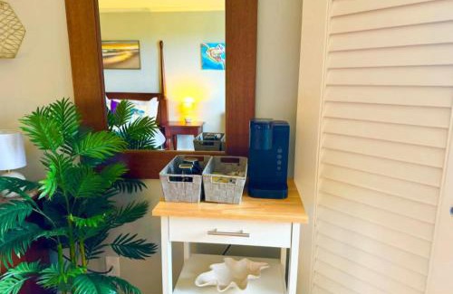 Hanamaulu Apartamento | Oceanview Elegance with King Bed