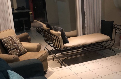 Costa de Oro Apartamento | OceanView FULL Condo, 2BR 2BTH, GYM, POOL, BEACHFRONT.