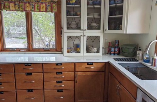 Peaks Island Cabaña | Cagasa Cottage: Vista al Mar, Handicap Friendly, en la costa Ave