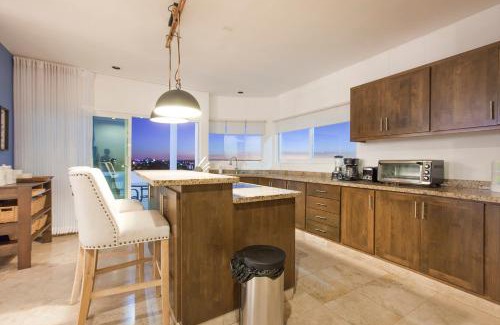 Colina del Sol Casa | Oceanview Newly Renovated Private Pool Home