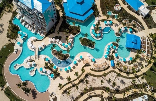 Punta Cana Apartamento | Oceanview Oasis: ALL-INCLUSIVE Suite with Direct Pool Access; Premium Benefits