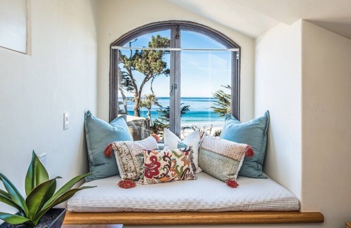 Golden Rectangle Villa | Oceanview Stone Villa with Old World Flair