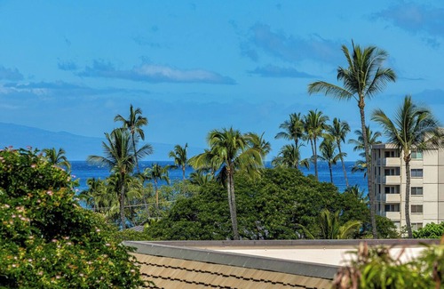 Kihei Apartamento | Estudio, remodelado, NUEVO AC, remodelado, electrodomésticos nuevos, PartialOceanView, 5 estrellas