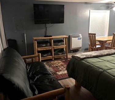 Millersburg Casa | Ocqueoc Delux Double Cabin Pet-Friendly in Ocqueoc, MI