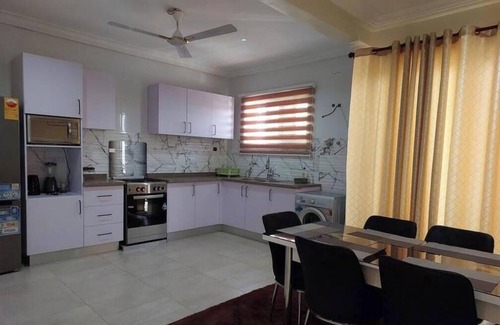 Kasoa Apartamento | October Apartments 2 3 ensuite bedroom Vacation Home/Apartment in Kasoa 4