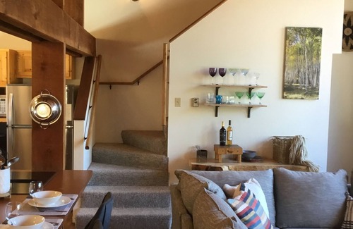 Lake City Casa | October is perfect in Lake City! Lower rates, slower pace, no crowds or ATVs!