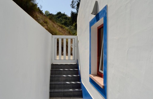 Baiona Casa | Odeceixe Valley House. A minutos de la playa. 2 habitaciones y Terraza Lounge