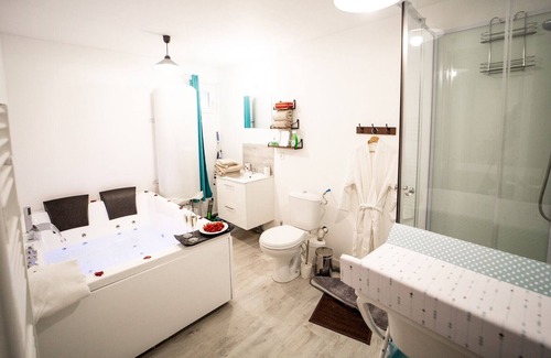 Brequerecque Apartamento | 💎Odelys Premium 💎Balneo-Jacuzzi / Terrace - Old Town Residence