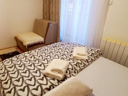 Cacak Apartamento | Odiseja