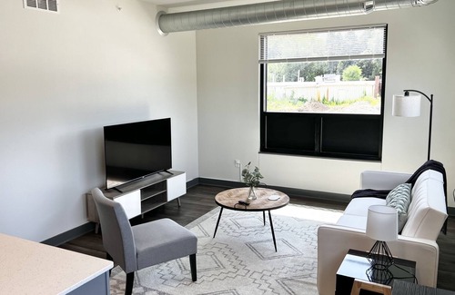 West Des Moines Apartamento | ✧Odyssey at Keystone | Stupefying 1BD Apartment✧