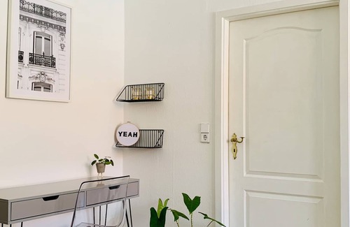 Braunschweig City Center Apartamento | #OEL31 bright 2 room apartment with balcony in the Magniviertel