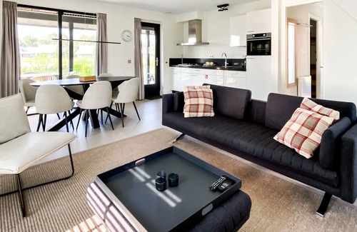 Tholen Casa | Oesterdam Resort by Interhome