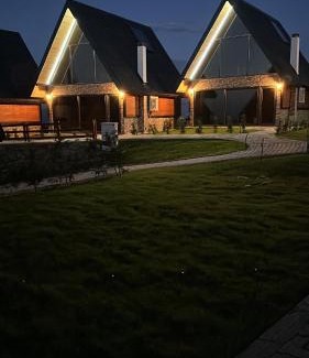 Of Chalet De Esquí | Of Çamlık Bungalov - Lüks Dubleks Villalar