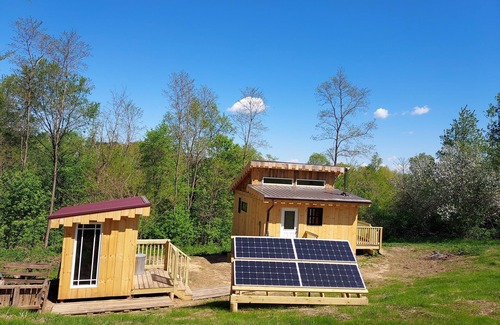 Soldiers Grove Cabina | Off-grid Cabin in the Heart of the Driftless
