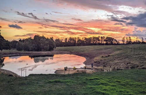Fairbridge Alquiler De RV | Off-grid Campsites with amazing views.