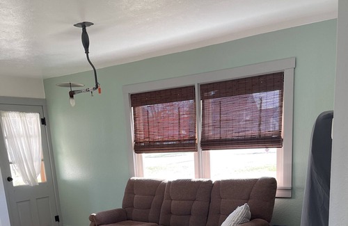 Topeka Casa | Off grid, quaint home, barn and pasture in center of Amish County