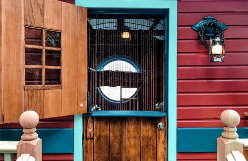 Roxbury Casa | Off-Grid Rustic Glamping Experience Ideal to Reconnect in NY