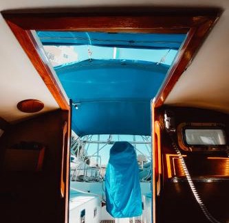Coconut Grove Alquiler De Eote | OFF GRID Sail