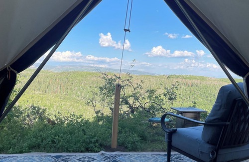Glenwood Springs Alquiler De RV | Off-Grid Yurt in White River National Forest Pet-Friendly!