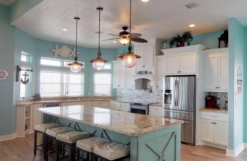 Galveston Casa | Off The Hook: 4 BR, 3 BA House in Port Bolivar, Sleeps 12