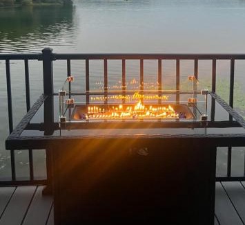 Newaygo Apartamento | Off the Hook