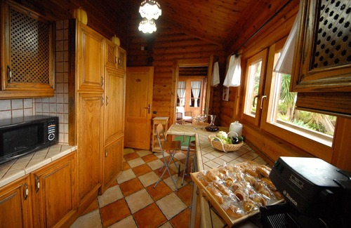 Tacoronte Chalet De Esquí | NORDIC HOUSE NEAR THE BEACH IN QUIET NEIGHBORHOOD, ALL AMENITIES