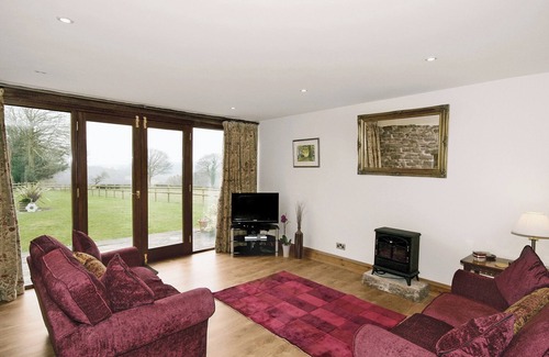 Kingsley Holt Cabaña | 2 habitaciones alojamiento en Kingsley Holt, cerca de Ashbourne