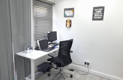 Chatham Casa | Offering garden views, Bridgewoods is an accommodation situated in Chatham,